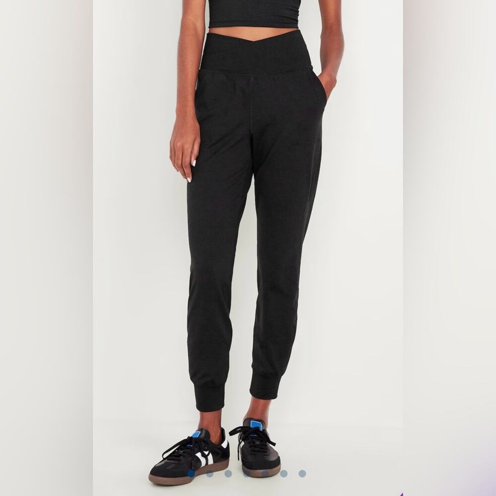 Extra High-Waisted CloudComfy Joggers